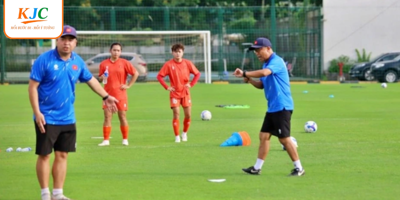 RR88 Vs LSFC Trận Cầu Hấp Dẫn Tại Cúp Mộc Bài Mở Rộng